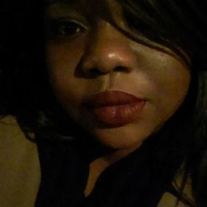 Meet your Posher, Latisha