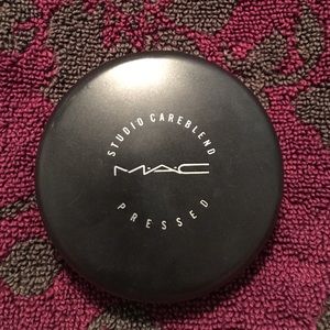 ✨ MAC Studio Careblend / Pressed Powder ✨