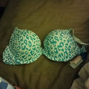Pink Victoria Secret bra