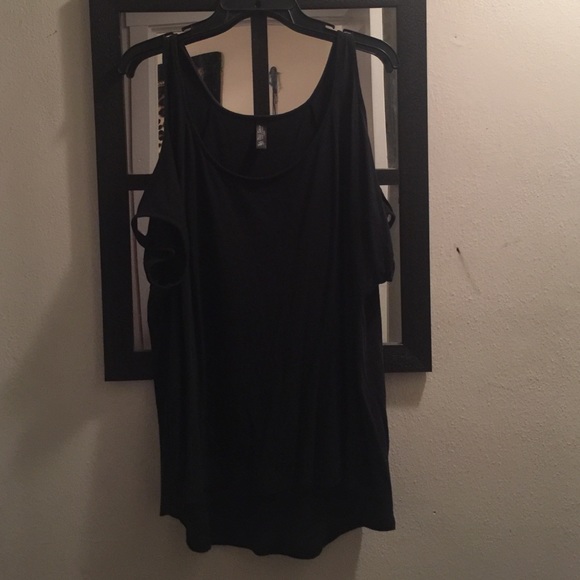 Victoria's Secret tee top