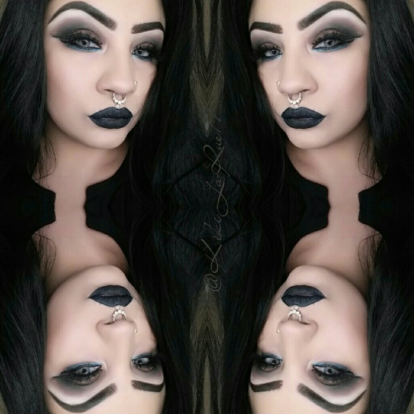 🤘Meet your Posher, Kiki La Rue🤘 - Picture 3 of 6