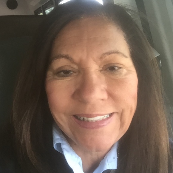 Meet your Posher, Marcia