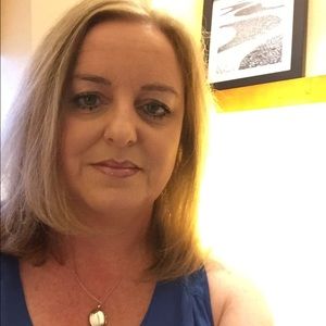 Meet your Posher, Rena