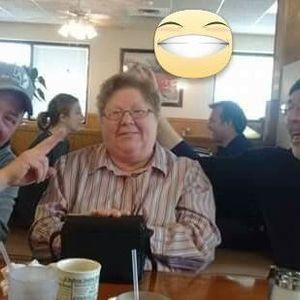 Meet your Posher, Sandra