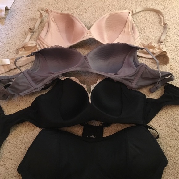 4 bundle nursing Bras - Picture 3 of 4