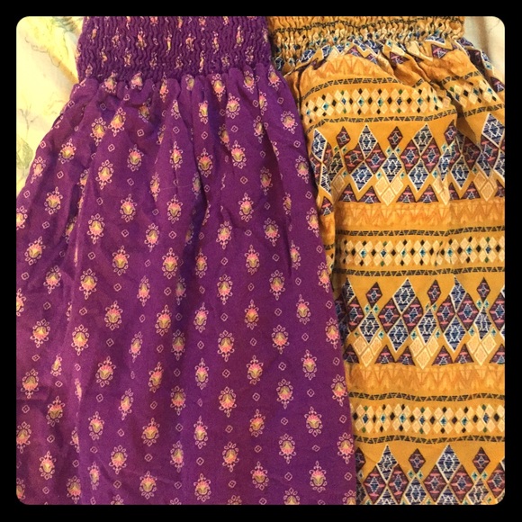 Dresses & Skirts - Lot of 2mini hippy skirts with pockets!