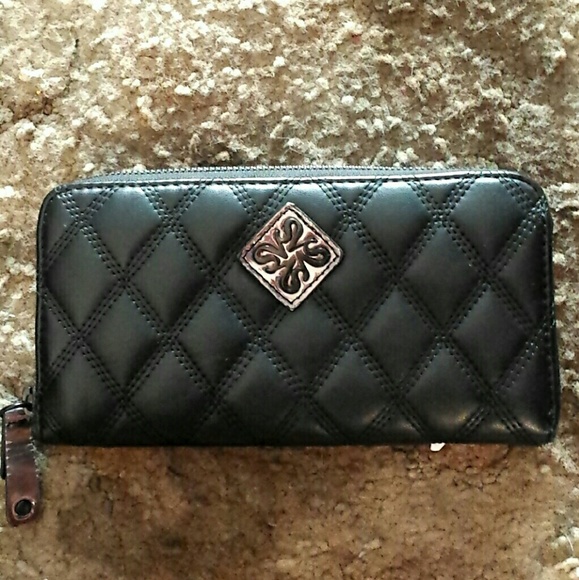 Vera wang zip up wallet