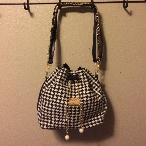 Closet clean out... Must go!!! 🎉 NEW houndstooth