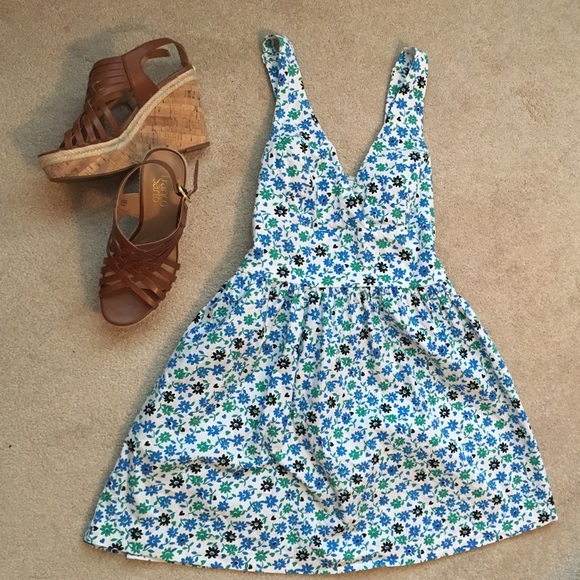 Lucy Love Dresses & Skirts - LAST CHANCE CLEARANCE Hp 💙🎉 Cotton sundress!!