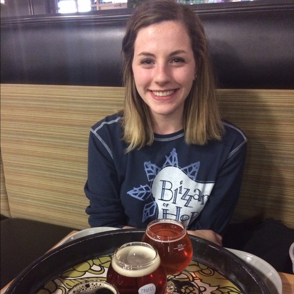 Meet your Posher, Danielle