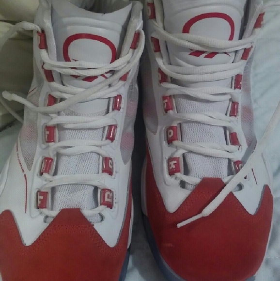 Reebok Allen Iverson basketball shoes size men 9.5