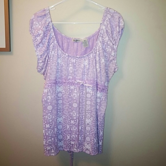 Cute Pink Top 2X ties in back