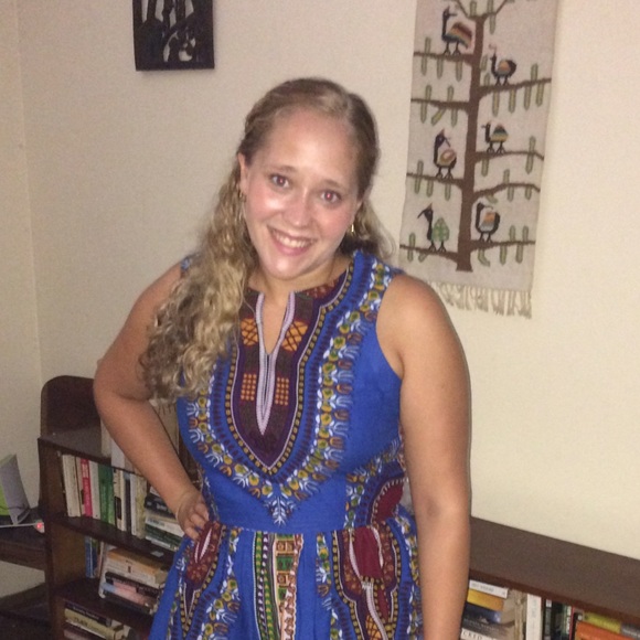 Meet your Posher, Jennifer - Picture 1 of 1