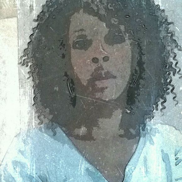 Meet your Posher, Felicia