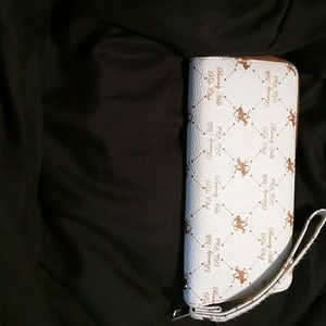 Beverly hills polo club