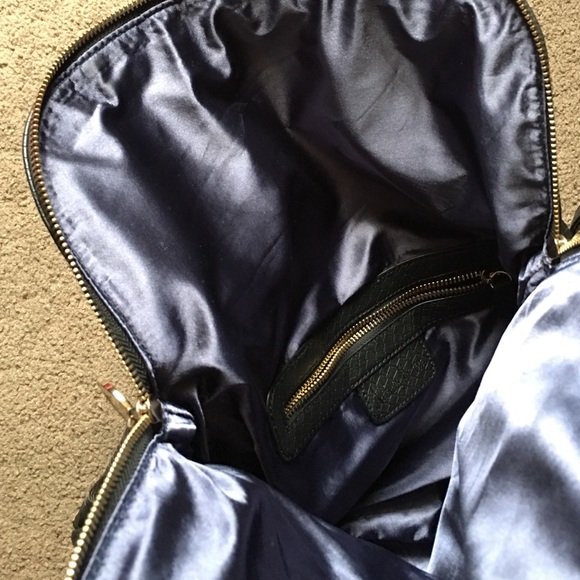 Sold 😐 - Picture 3 of 3