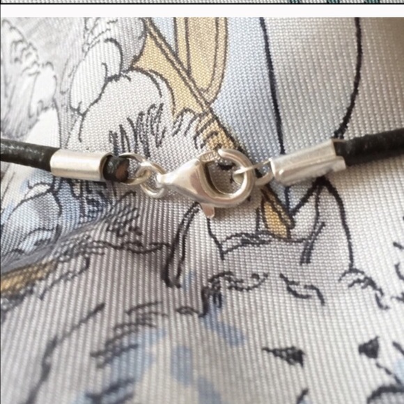 Sterling Silver Running Wolf Pendent - Picture 3 of 4