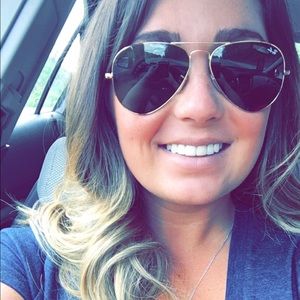 Meet your Posher, Brittany