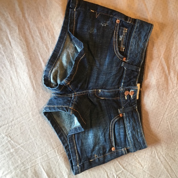 Jean shorts slightly distressed look