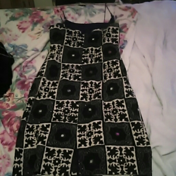 Laundry Tribal Design Form-fitting Dress - Picture 2 of 2