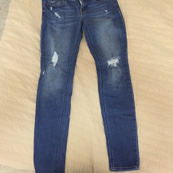 Hollister Co Ripped Skinny Jeans