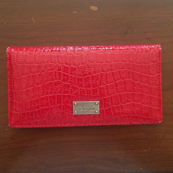 Kenneth Cole Wallet