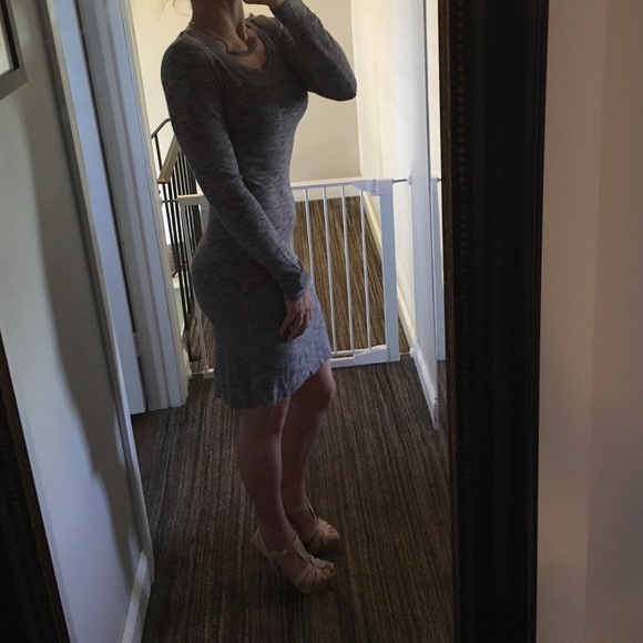 Cotton gray long sleeved midi dress