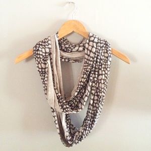 Infinity scarf
