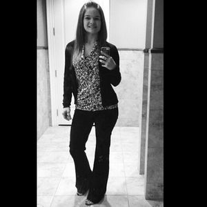 Meet your Posher, Tiffany