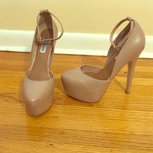 Steve Madden Pumps