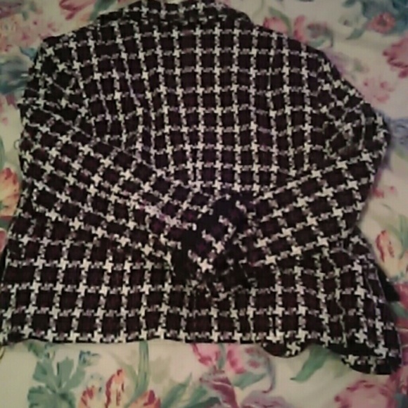 George Red, White, and Black Jacket - Picture 2 of 2