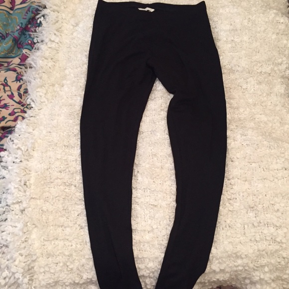 Black leggings
