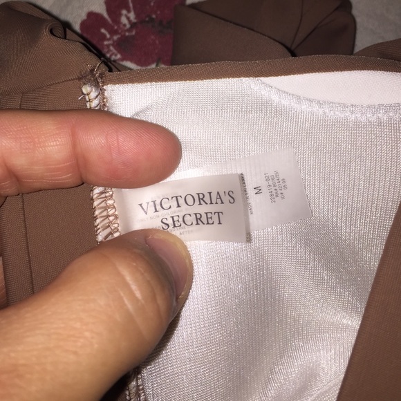 Victoria Secret swimming suit - Picture 2 of 3