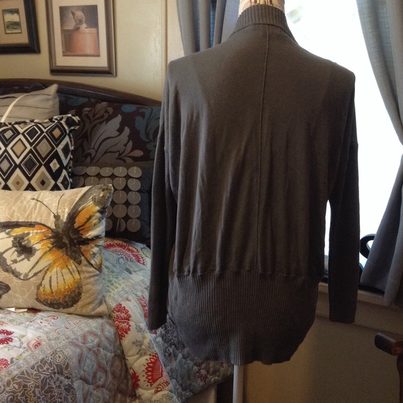 🆕 Slate Gray Silk Blend Open Cardigan 🌐🍌 - Picture 3 of 5