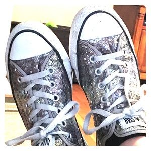 Silver sequin converse size woman's 8