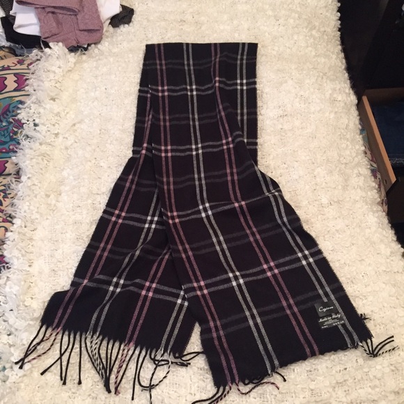 Black & pink plaid scarf