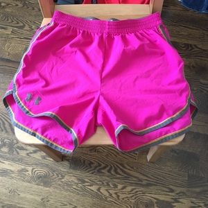 Under armour sports short