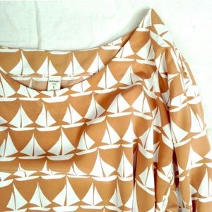 Old Navy Tops - Old Navy Silky Sailboat Top Size Large Old Navy Tops - Old Navy Silky Sailboat Top Size Large