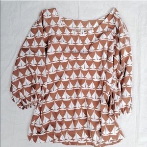 Old Navy Tops - Old Navy Silky Sailboat Top Size Large Old Navy Tops - Old Navy Silky Sailboat Top Size Large