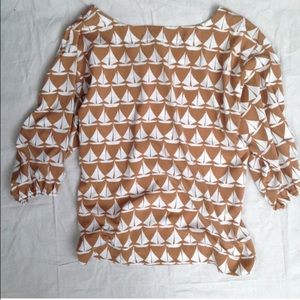 Old Navy Tops - Old Navy Silky Sailboat Top Size Large Old Navy Tops - Old Navy Silky Sailboat Top Size Large