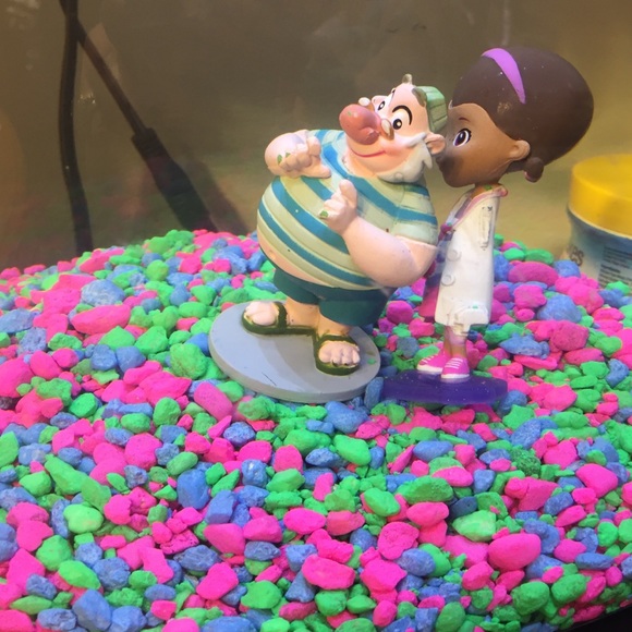 Meet your Posher, Naile