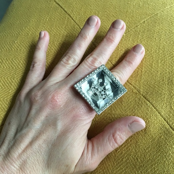 Black & White Cowhide & Crystal Crown Ring - Picture 2 of 3