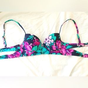💐CUTE Floral Bikini Top with UNDERWIRE 💐