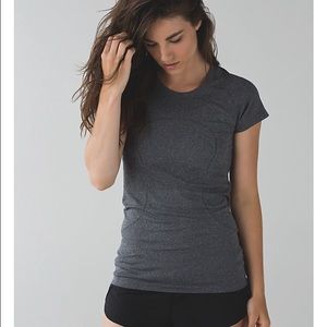 🍋 lululemon swiftly tech short sleeve crew 🍋