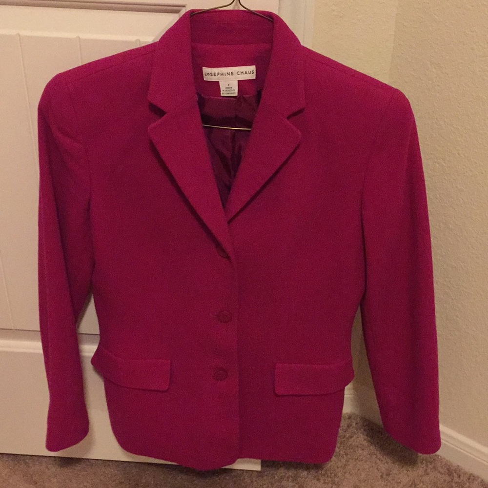 Blazer - Picture 3 of 3
