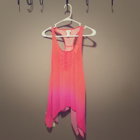 DAYTRIP XS rainbow fade tank w/ front beads - Picture 1 of 4
