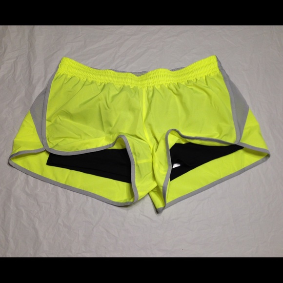 🚨FINAL PRICE🚨Women's Nike Shorts Dri Fit Stay C - Picture 3 of 3