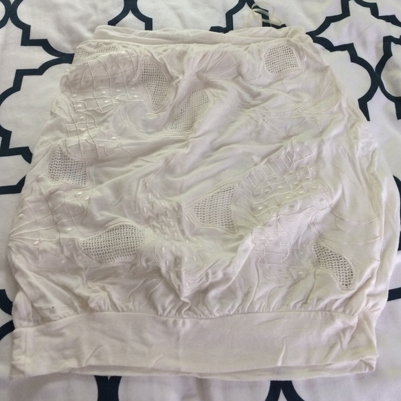Fun Ivory flowy tube top