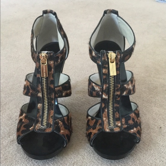 Michael Kors heels - Picture 1 of 3