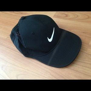Nike golf dry fit hat